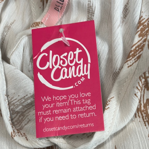 Cream Tan Long Sleeve Pleated Blouse - Picture 5 of 6